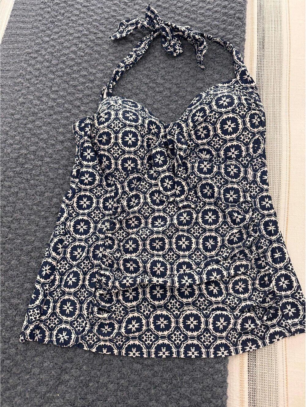 Merona Tankini swim top size Medium